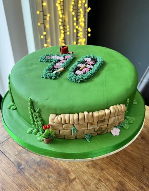 Green garden cake